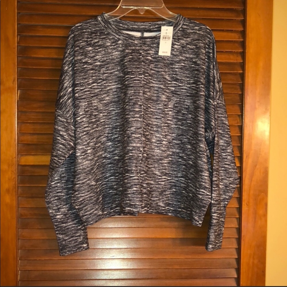 NWT Lou & Grey Cropped Sweatshirt